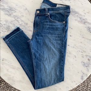 Rag & bone cropped  frayed denim